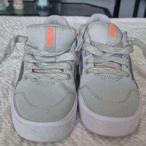 Puma Light Gray Sneakers with Coral Logo Accent